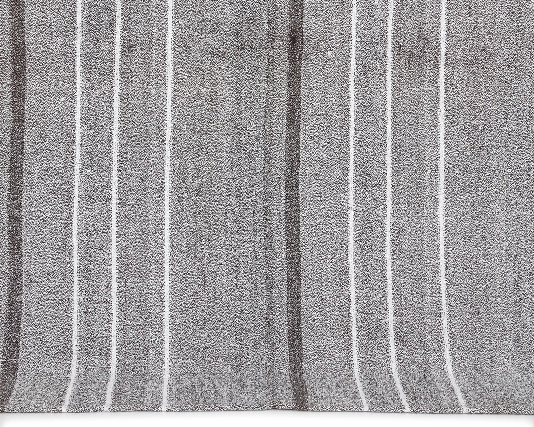 Gray Kilim Rug 4' 11" x 7' 4" | No. VR42686