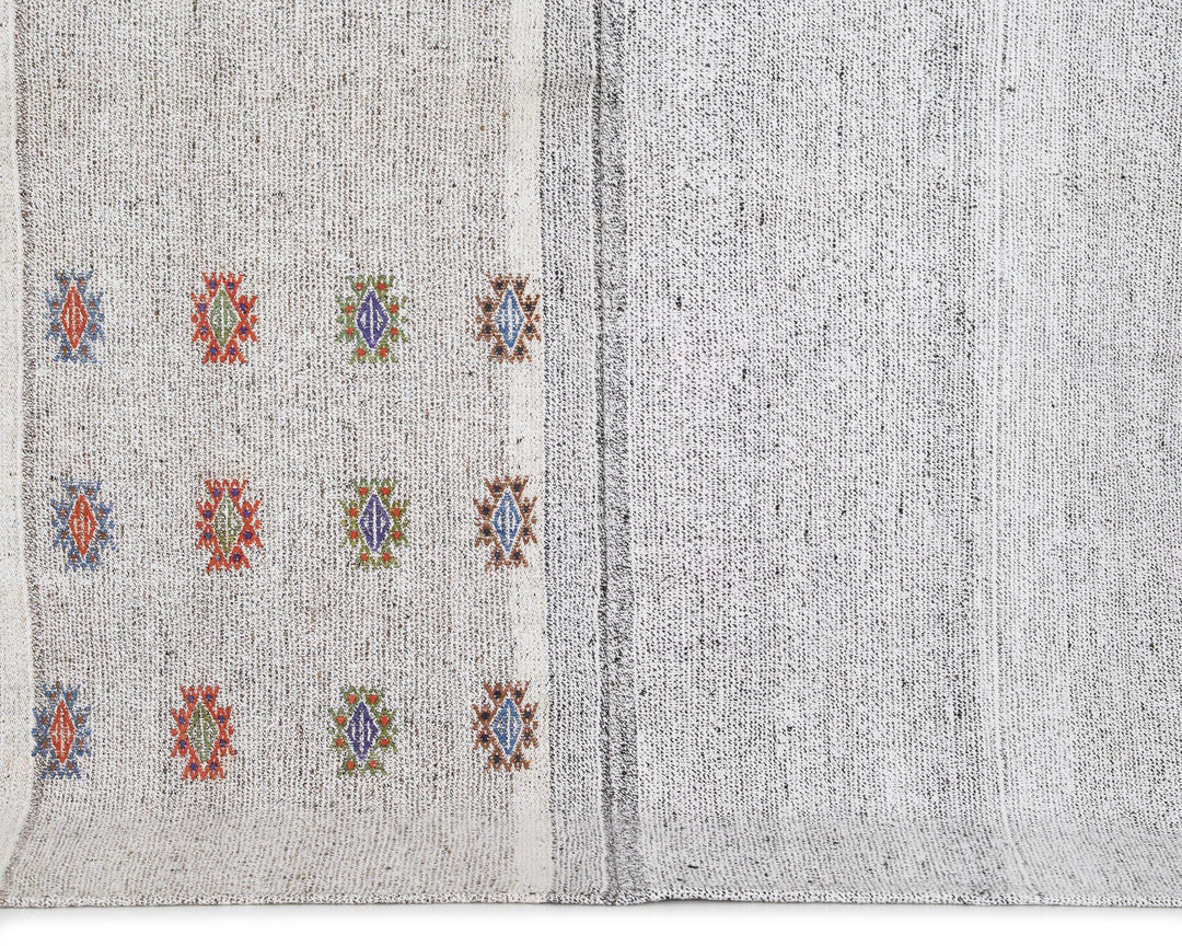 Gray Kilim Rug 4' 10" x 7' 5" | No. VR39120
