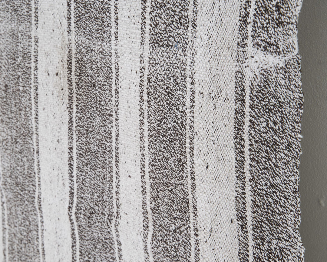 Gray Kilim Rug 6' 8" x 7' 8" | No. VR58928