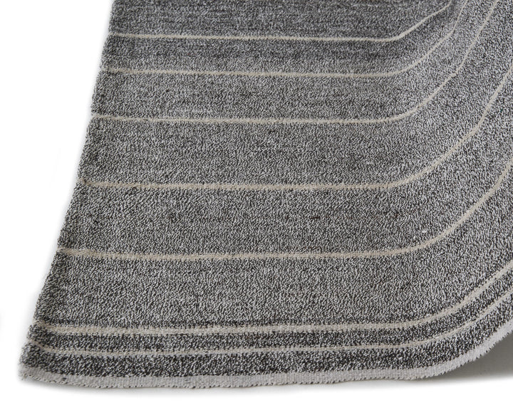 Gray Kilim Rug 5' 11" x 8' 5" | No. VR32398