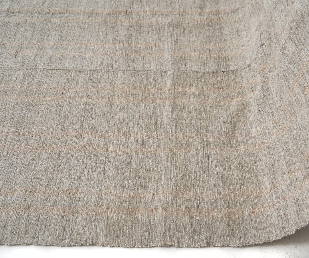 Kilim Rug 6' 1" x 9' 6" | No. VR56915