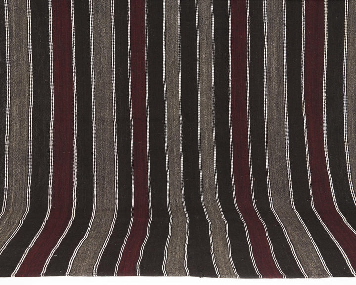 Kilim Rug 9' 10" x 7' 5" | No. VR73503