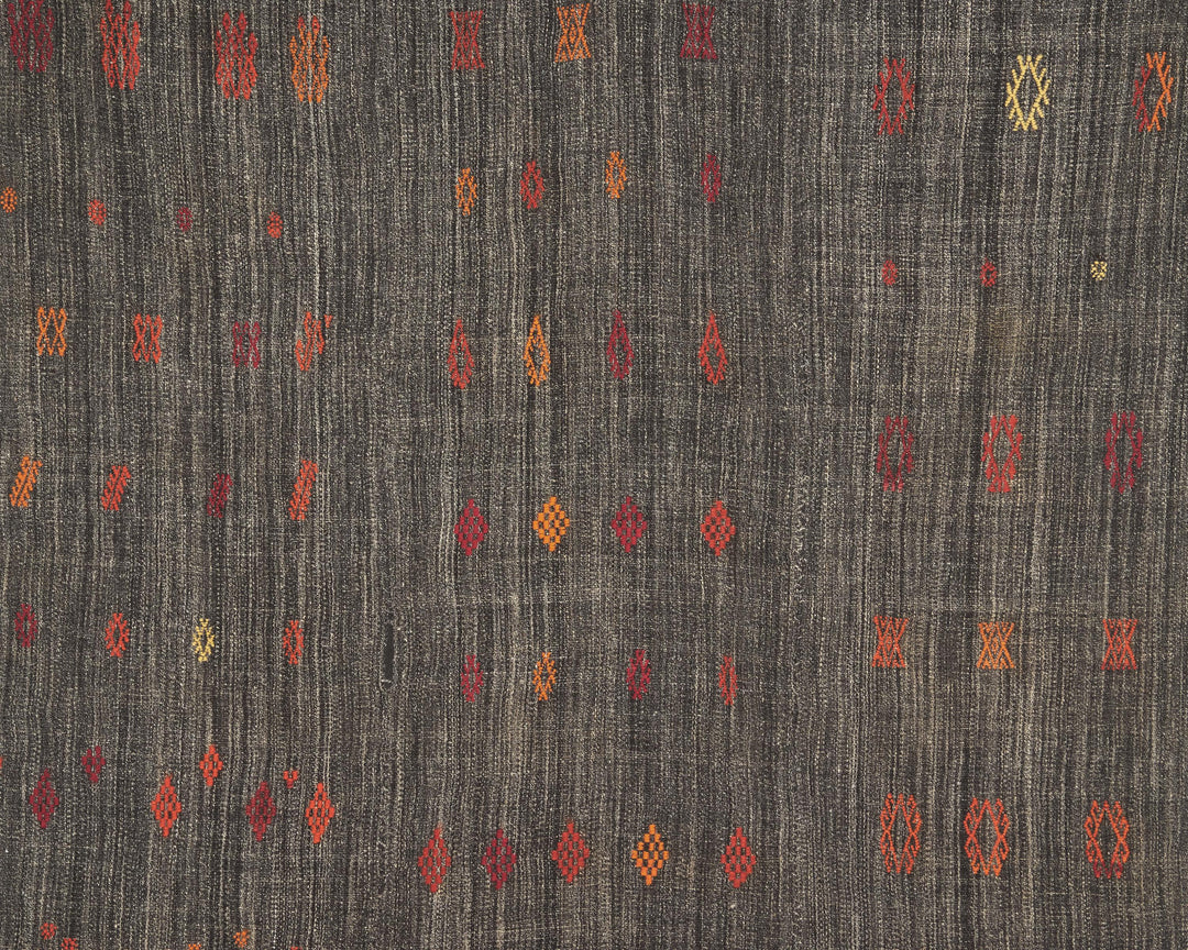 Brown Kilim Rug 6' 7" x 8' | No. VR68238