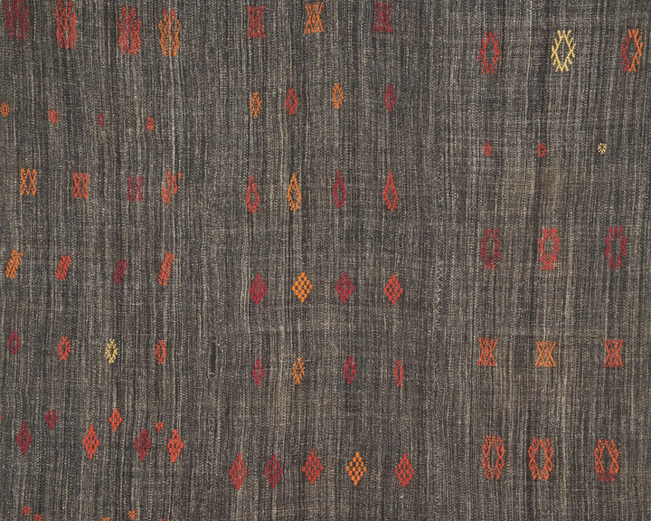 Brown Kilim Rug 6' 7" x 8' | No. VR68238