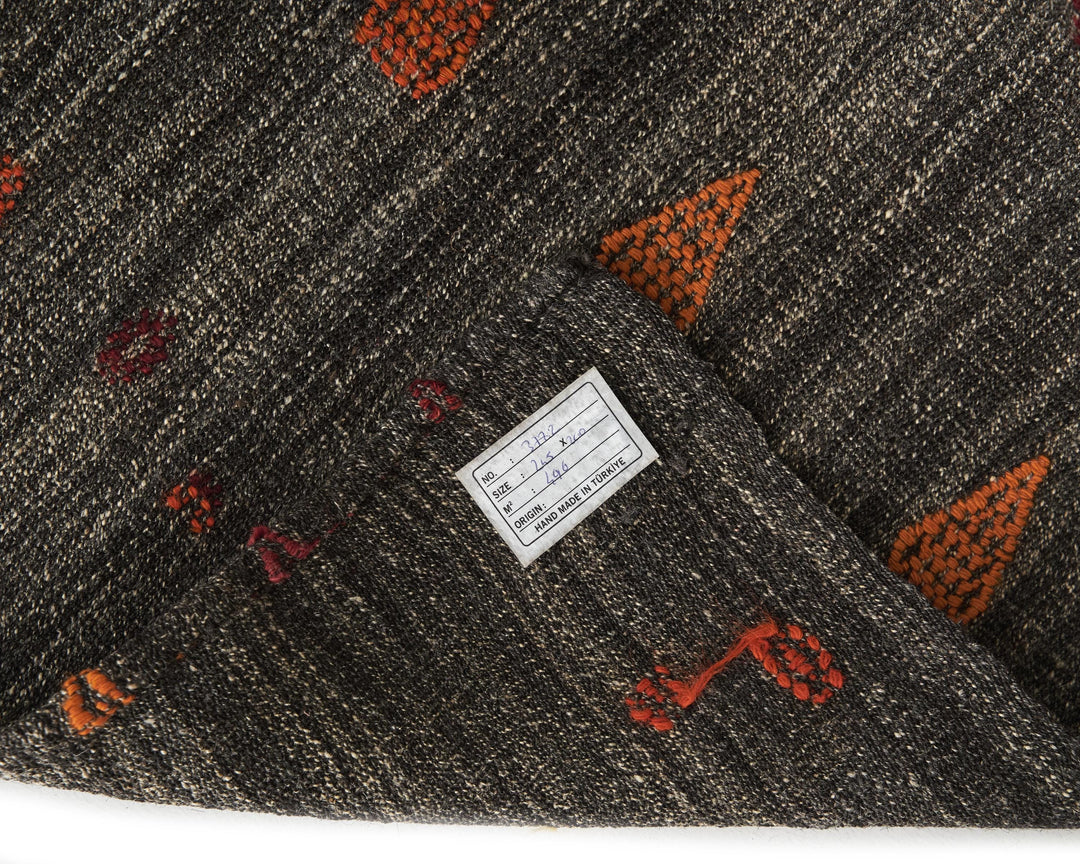Brown Kilim Rug 6' 7" x 8' | No. VR68238