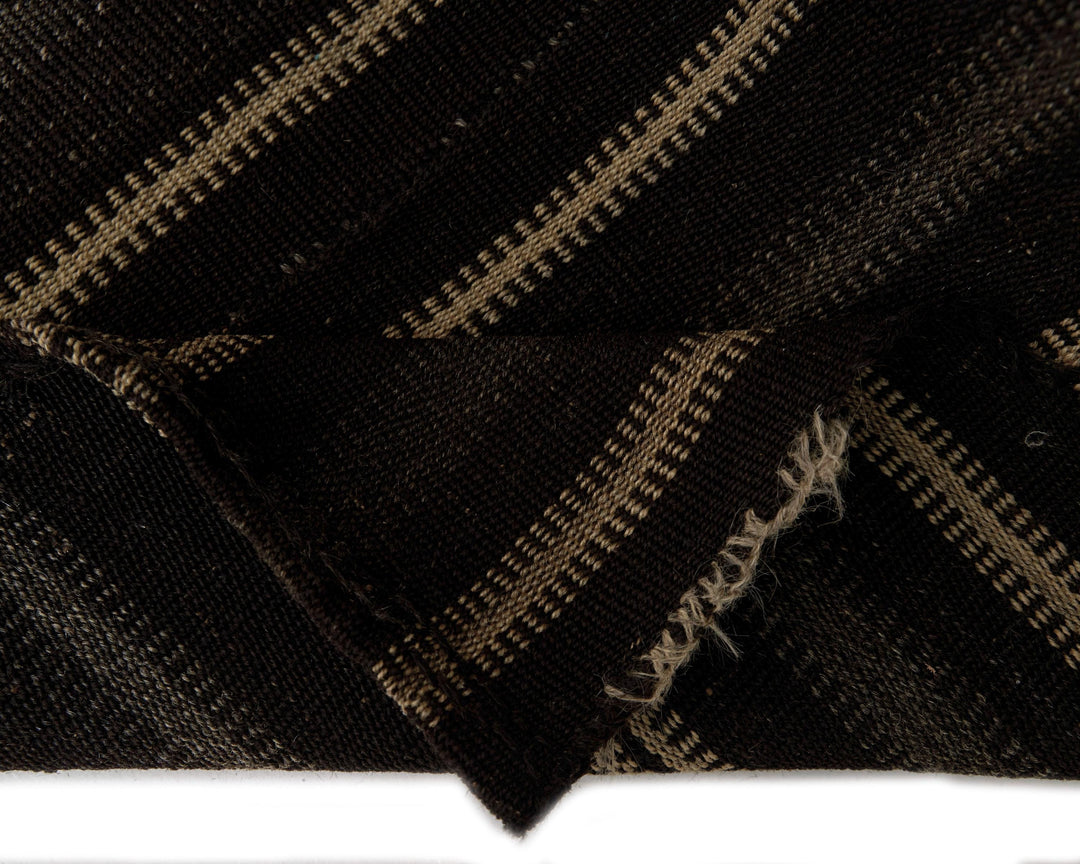 Kilim Rug 4' 11" x 7' 9" | No. VR40398