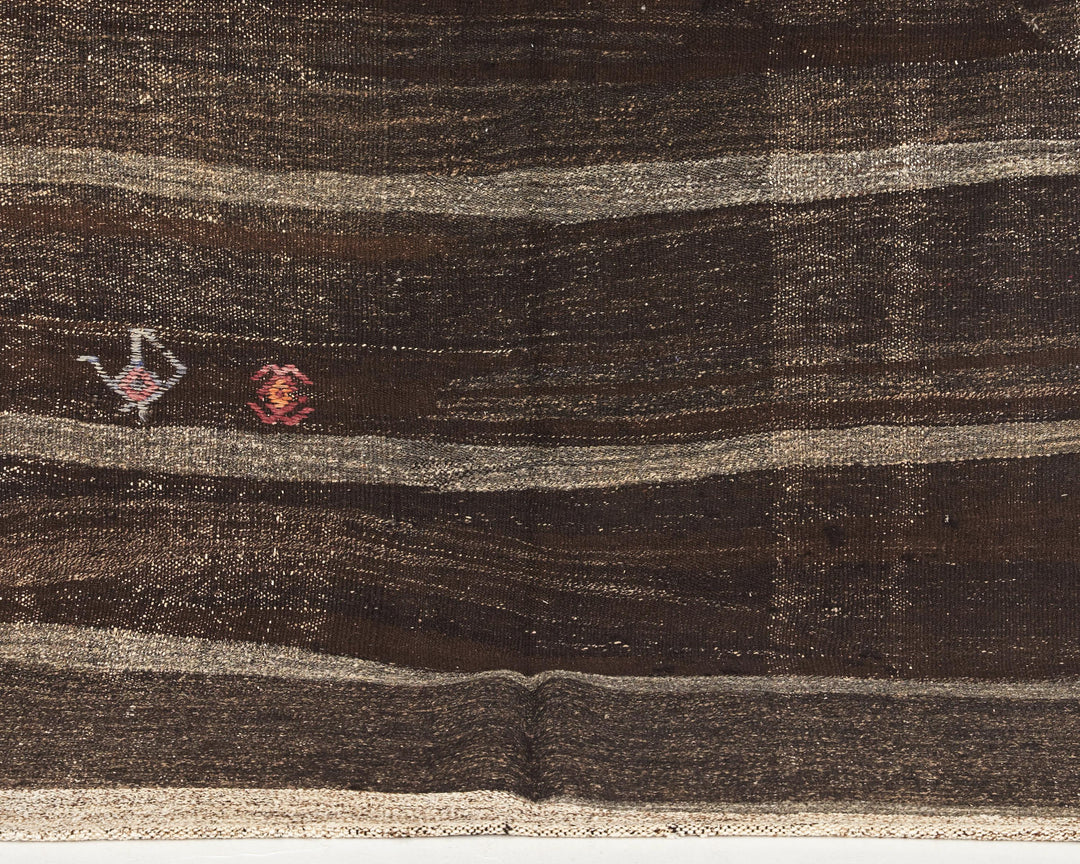 Brown Kilim Rug 4' 1" x 8' 1" | No. VR76864