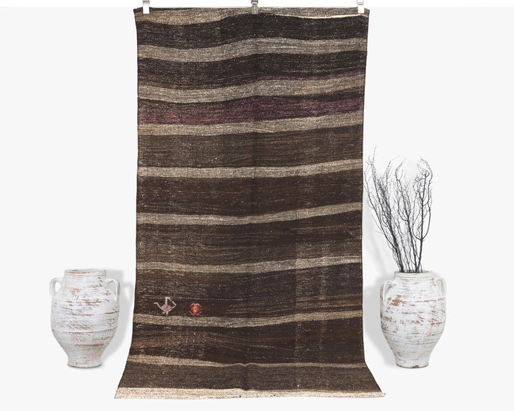Brown Kilim Rug 4' 1" x 8' 1" | No. VR76864