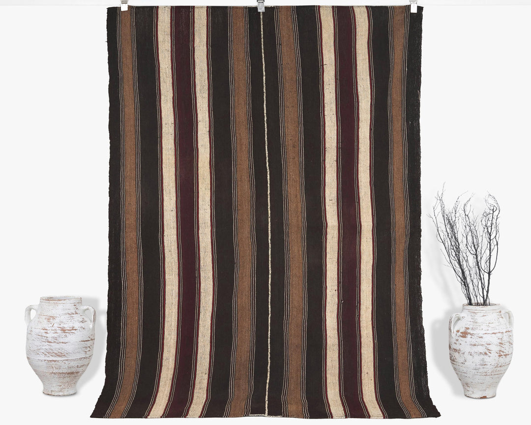 Brown Kilim Rug 5' 1" x 7' 5" | No. VR76769