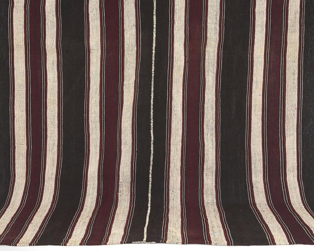 Brown Kilim Rug 5' 1" x 8' | No. VR80665