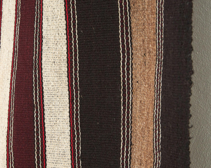 Brown Kilim Rug 5' 5" x 7' 5" | No. VR87877