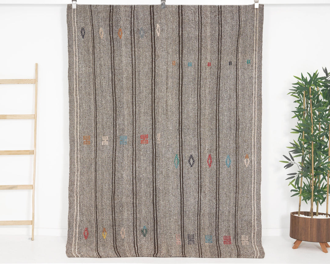 Gray Kilim Rug 6' 3" x 8' 4" | No. VR91247