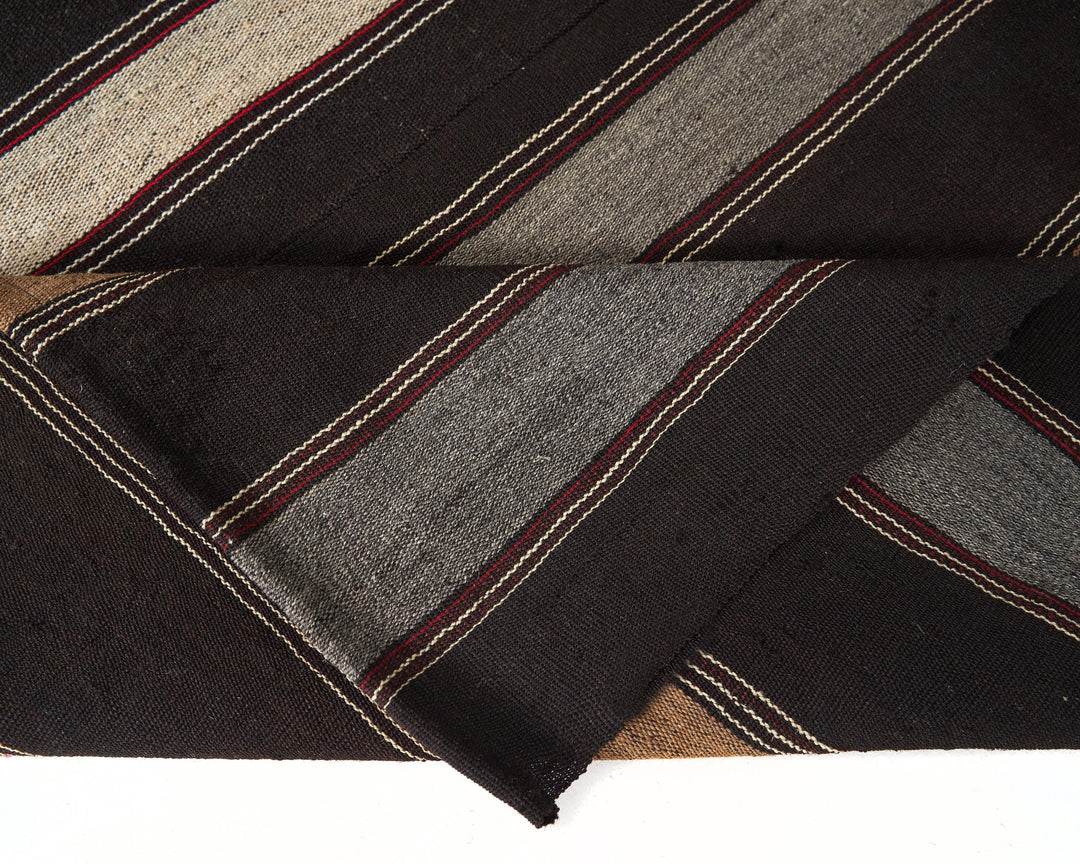 Kilim Rug 9' 6" x 13' 2" | No. VR30409