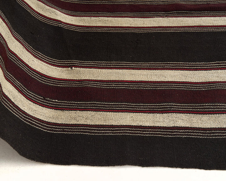 Brown Kilim Rug 7' 1" x 11' 8" | No. VR71272