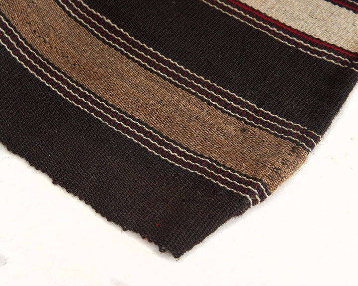 Brown Kilim Rug 5' 6" x 7' 4" | No. VR74372