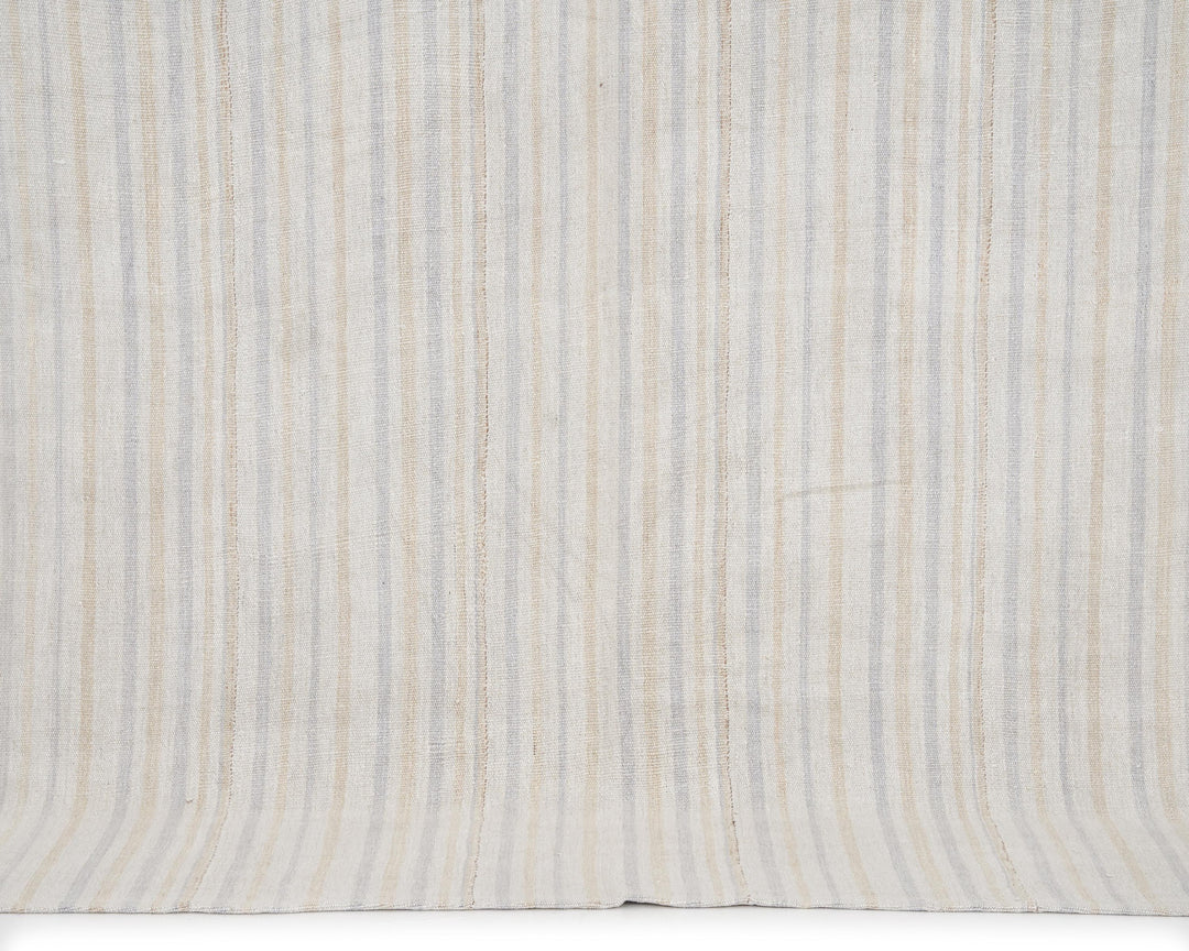 Kilim Rug 6' 1" x 7' 11" | No. VR34302