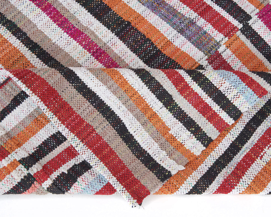 Kilim Rug 7' 5" x 10' 4" | No. VR15572