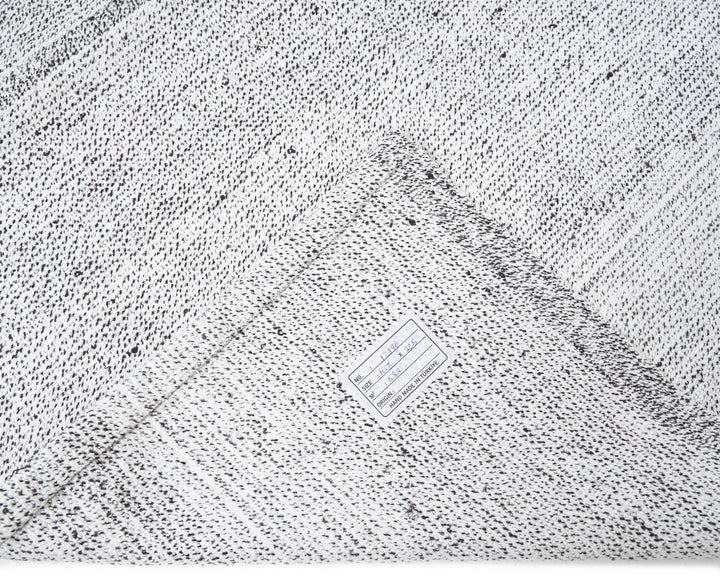 Gray Kilim Rug 4' 10" x 7' 5" | No. VR39120
