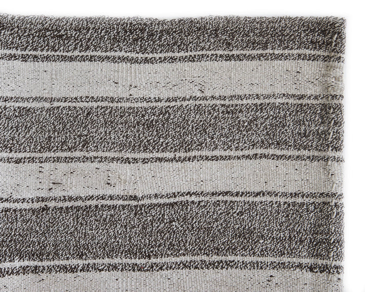 Gray Kilim Rug 6' 8" x 7' 8" | No. VR58928