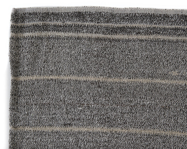 Gray Kilim Rug 5' 11" x 8' 5" | No. VR32398