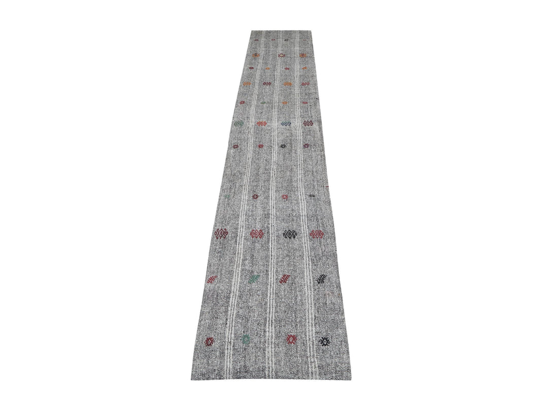 Runner Rug 2' 1" x 28' 4" | No. VR25895