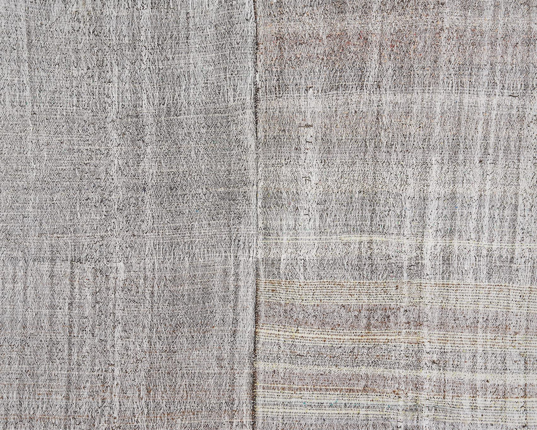 Gray Kilim Rug 7' 1" x 9' 4" | No. VR14312