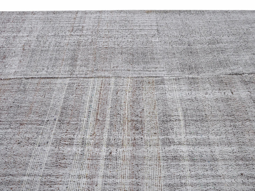Gray Kilim Rug 7' 1" x 9' 4" | No. VR14312