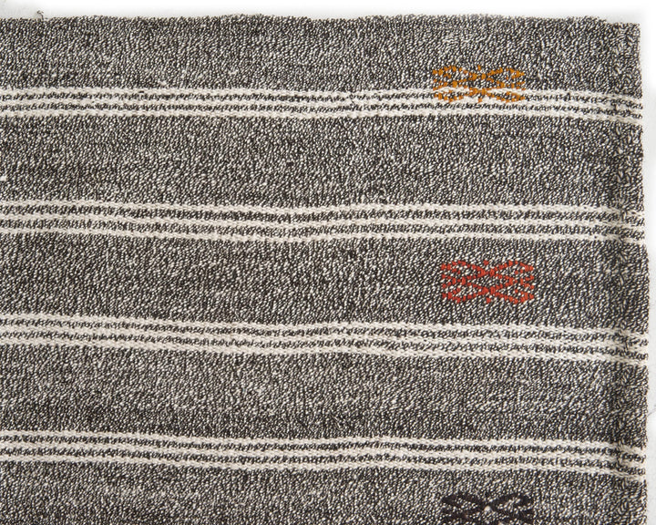 Gray Kilim Rug 6' 1" x 8' 3" | No. VR47906