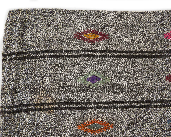 Gray Kilim Rug 6' 7" x 8' 5" | No. VR13755