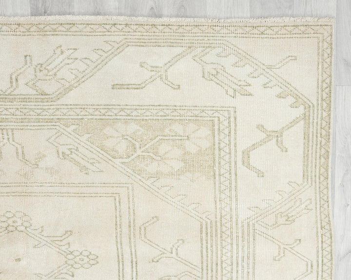 Beige Oushak Rug 5' 11" x 9' 2" | No. VR64043