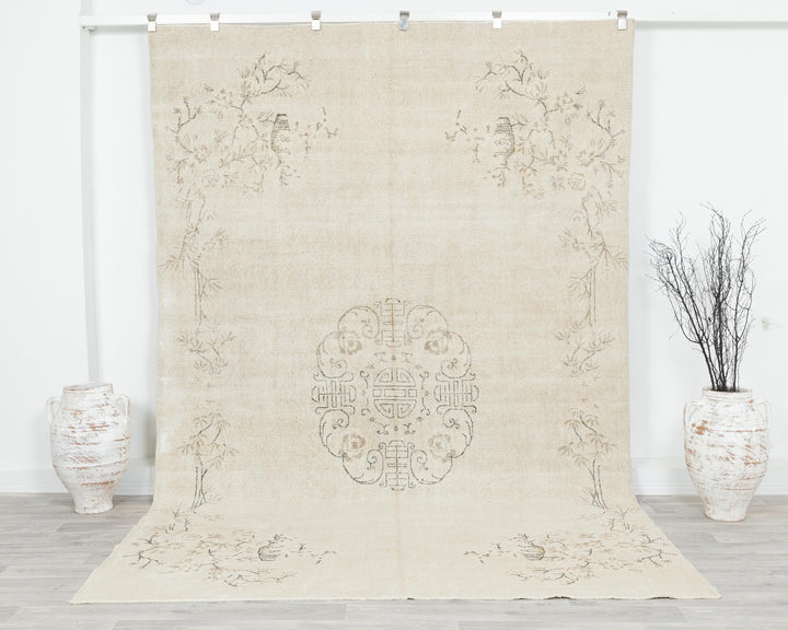 Neutral Oushak Rug 6' 7" x 10' 2" | No. VR32501