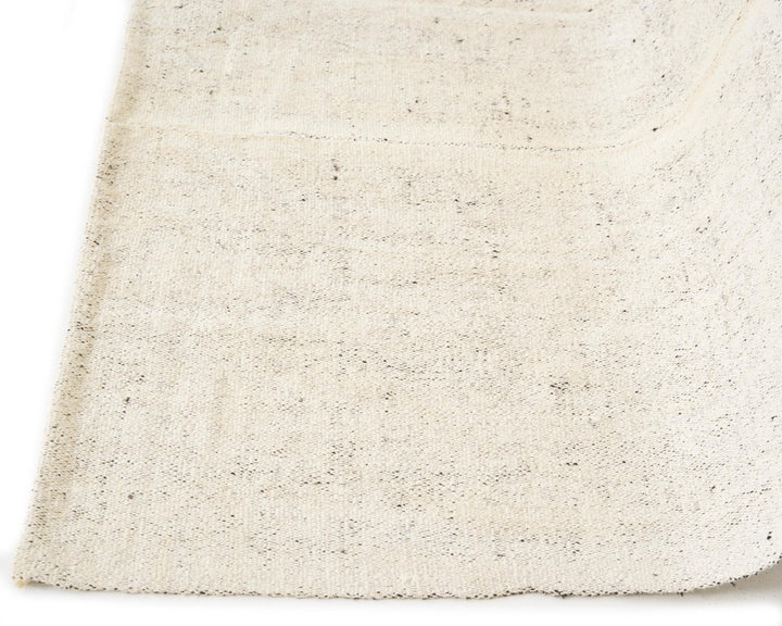 White Kilim Rug 5' 7" x 8' 2" | No. VR61228