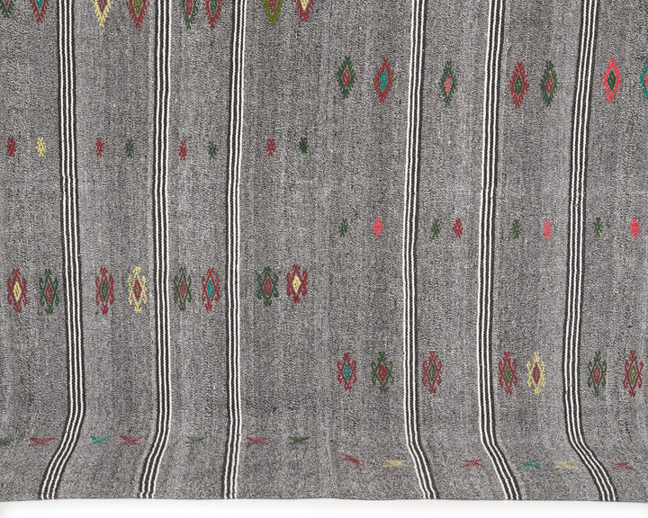 Gray Kilim Rug 6' 5" x 8' | No. VR98727