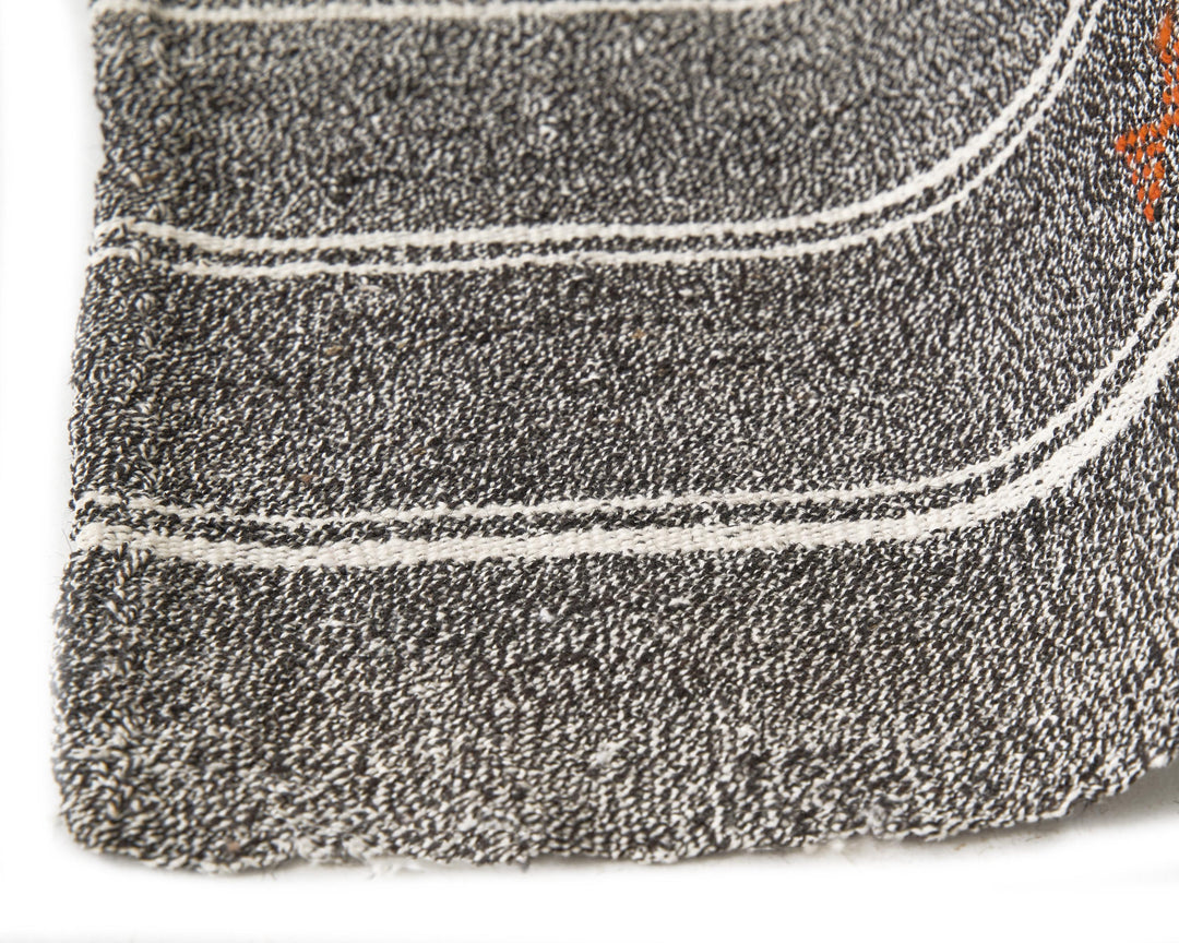 Gray Kilim Rug 5' 7" x 7' 1" | No. VR22977