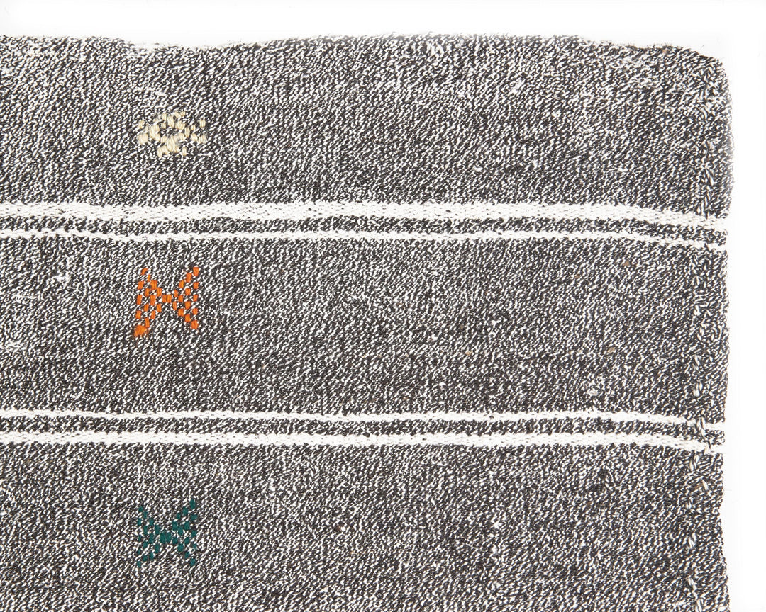 Gray Kilim Rug 5' 7" x 7' 1" | No. VR22977