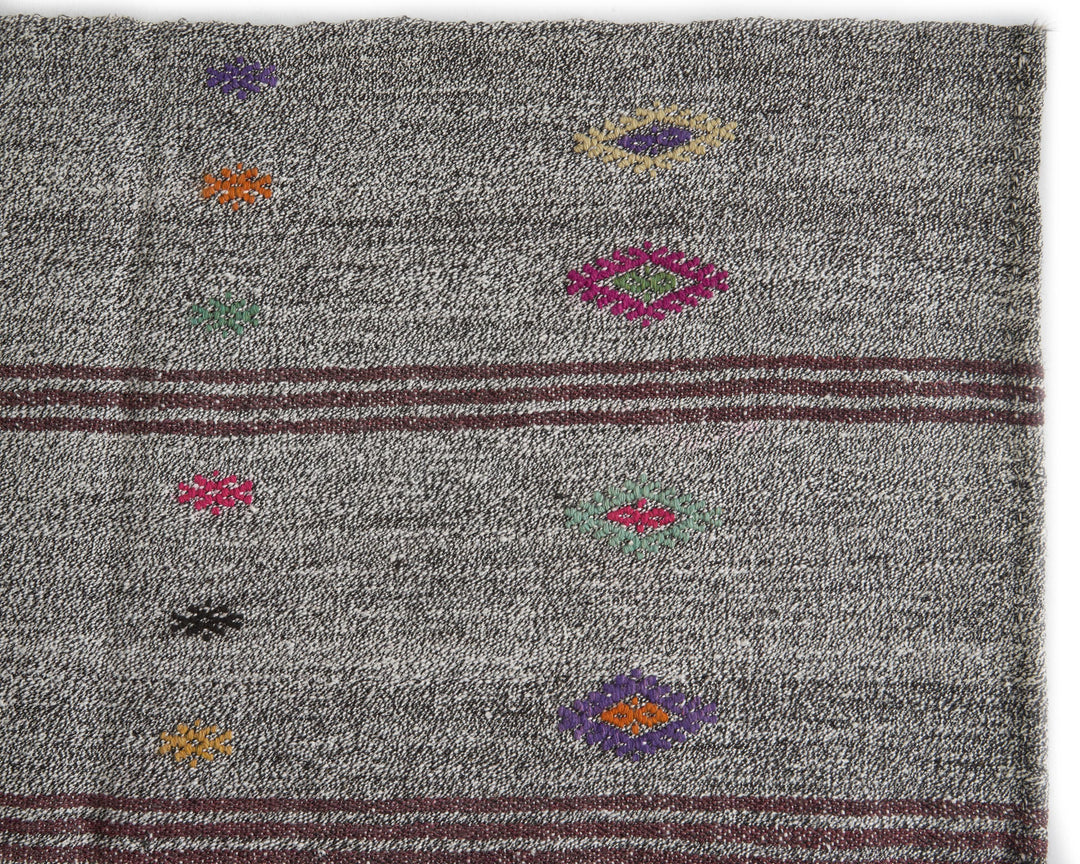 Gray Kilim Rug 7' 3" x 9' | No. VR42073