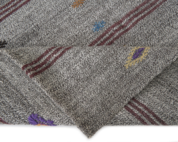 Gray Kilim Rug 7' 3" x 9' | No. VR42073
