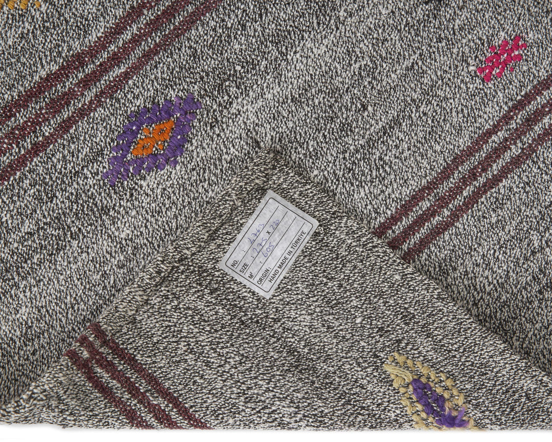 Gray Kilim Rug 7' 3" x 9' | No. VR42073