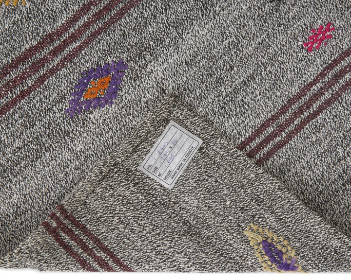 Gray Kilim Rug 7' 3" x 9' | No. VR42073