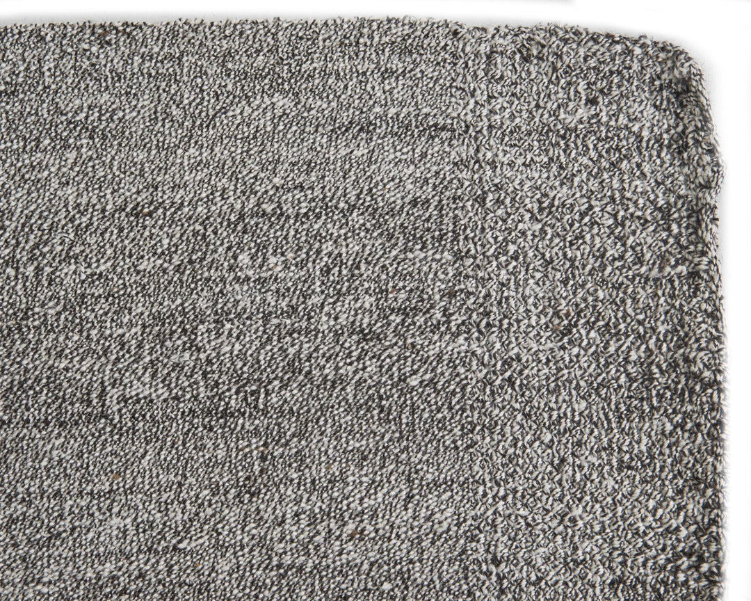 Gray Kilim Rug 6' 1" x 7' 10" | No. VR40372