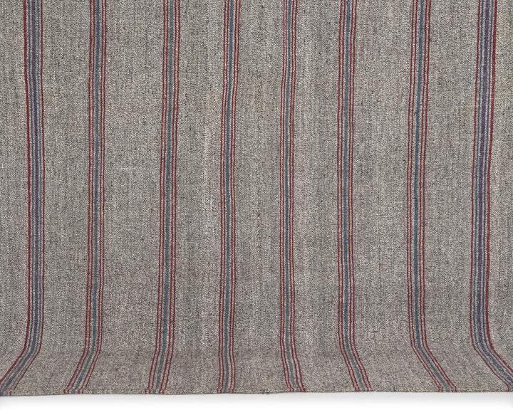 Gray Kilim Rug 6' 1" x 7' 10" | No. VR31422
