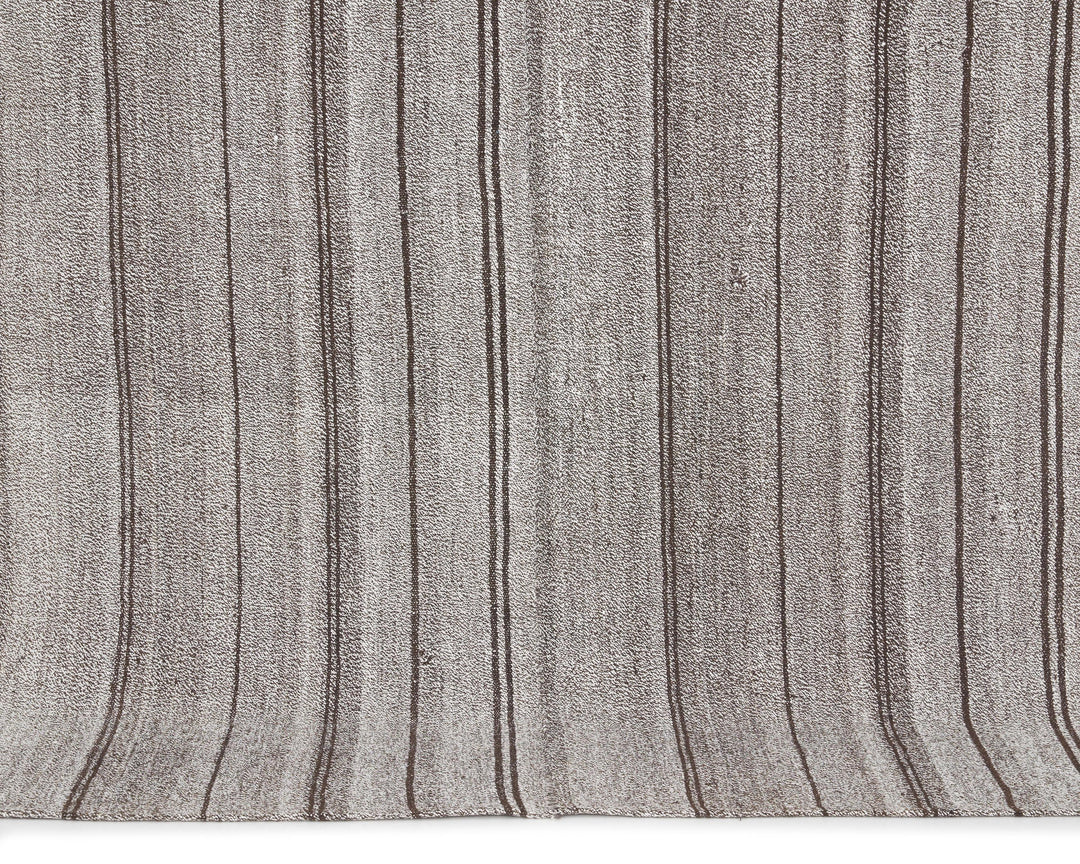Gray Kilim Rug 4' 11" x 7' 9" | No. VR94815