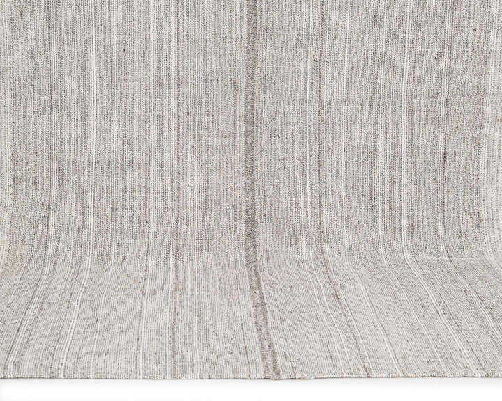 Gray Kilim Rug 5' 5" x 9' 10" | No. VR96823