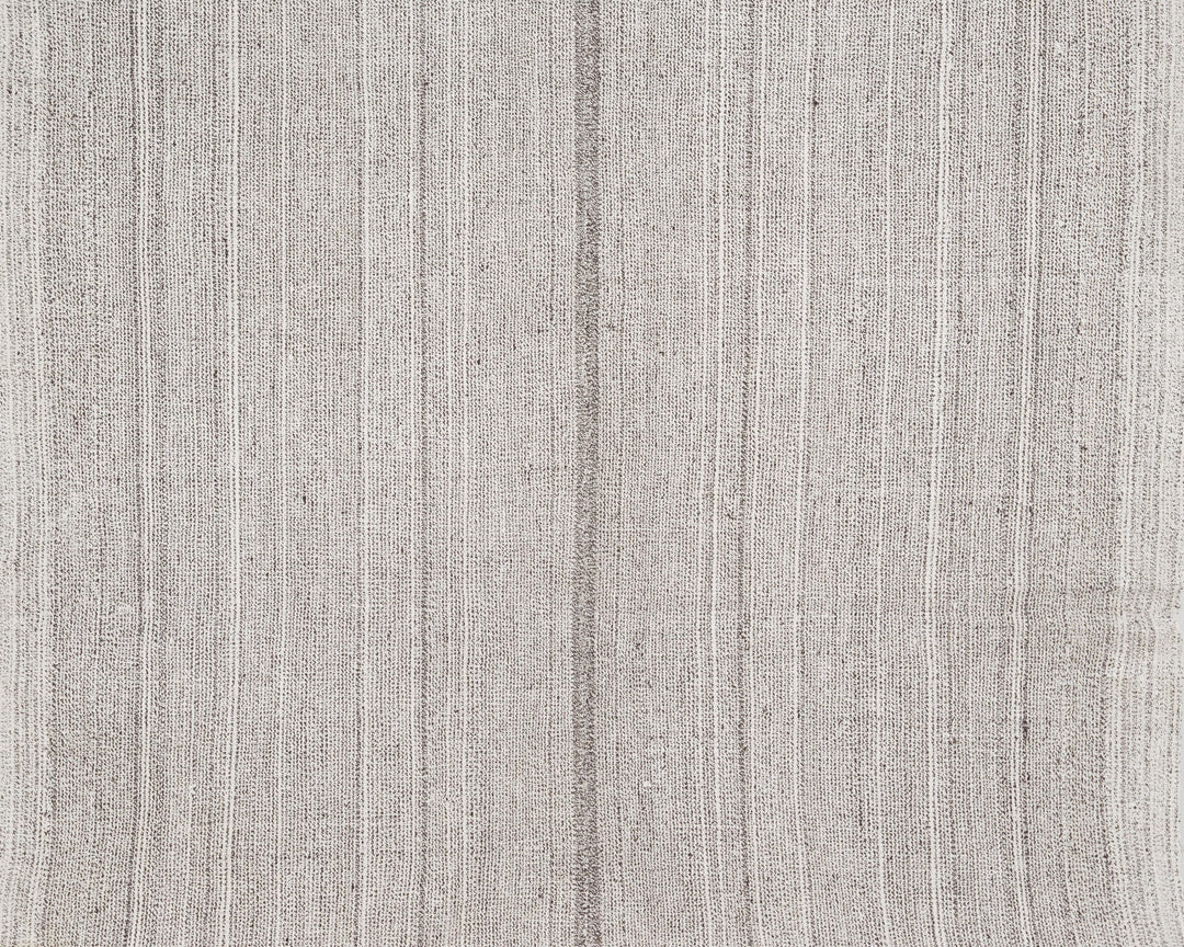 Gray Kilim Rug 5' 5" x 9' 10" | No. VR96823