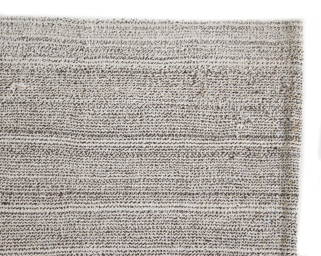 Gray Kilim Rug 5' 5" x 9' 10" | No. VR96823
