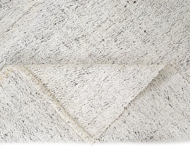 White Runner Rug 5' 1" x 15' 3" | No. VR30936