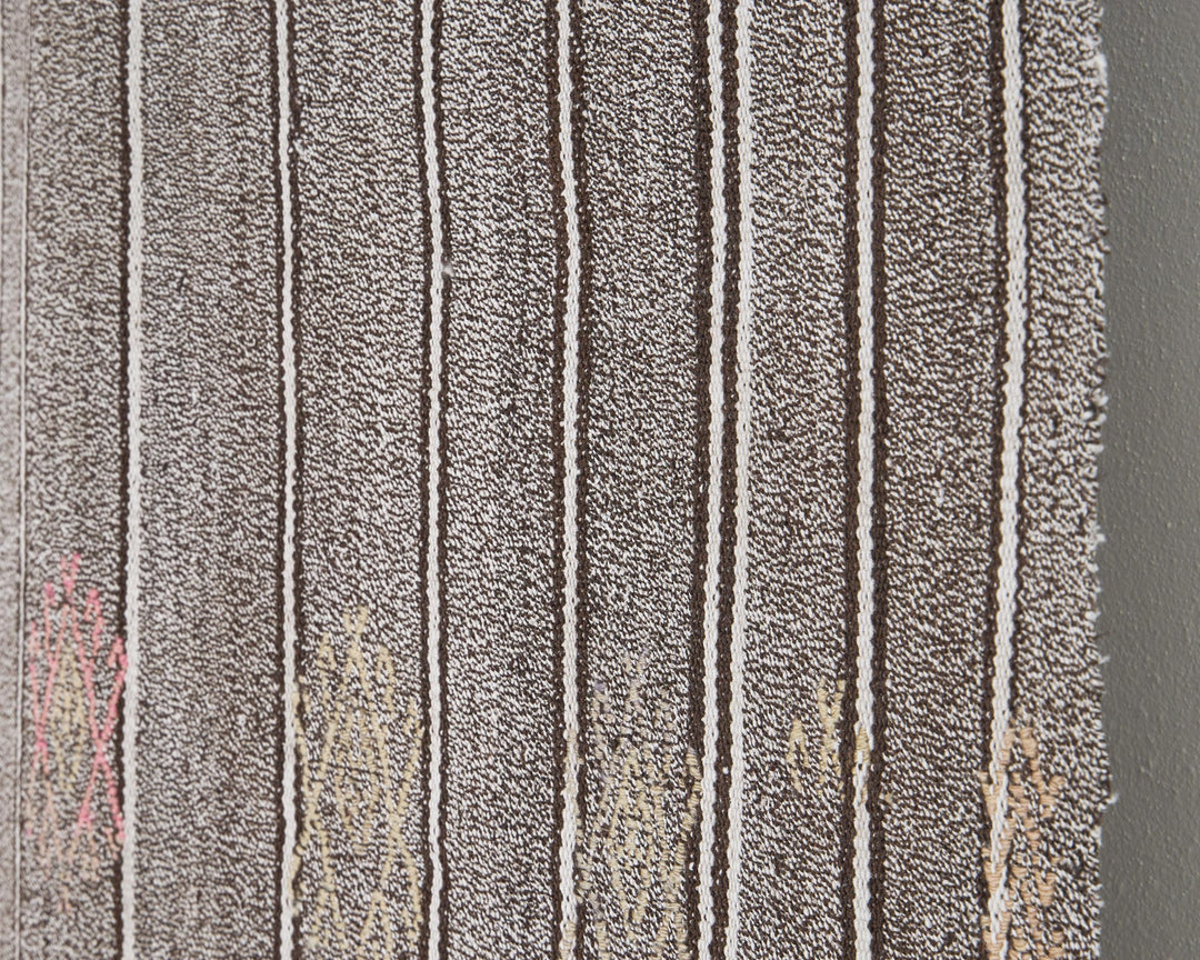 Gray Kilim Rug 5' 7" x 6' 8" | No. VR55564