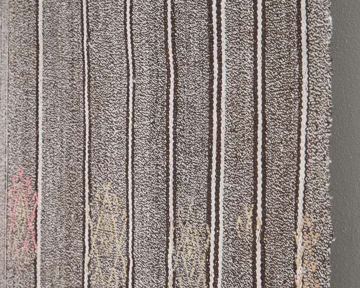 Gray Kilim Rug 5' 7" x 6' 8" | No. VR55564
