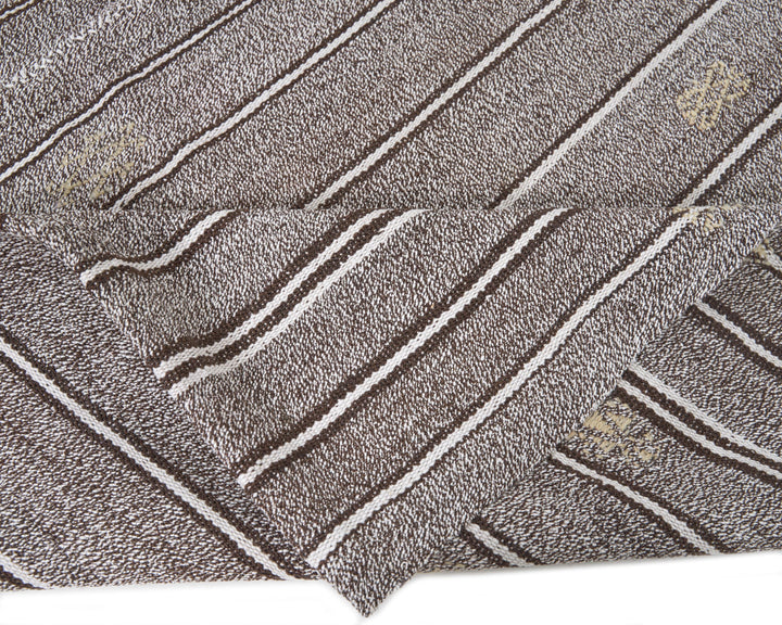Gray Kilim Rug 5' 7" x 6' 8" | No. VR55564