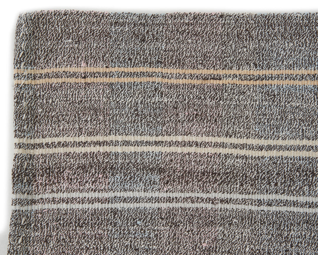 Gray Kilim Rug 4' 7" x 9' 4" | No. VR32650